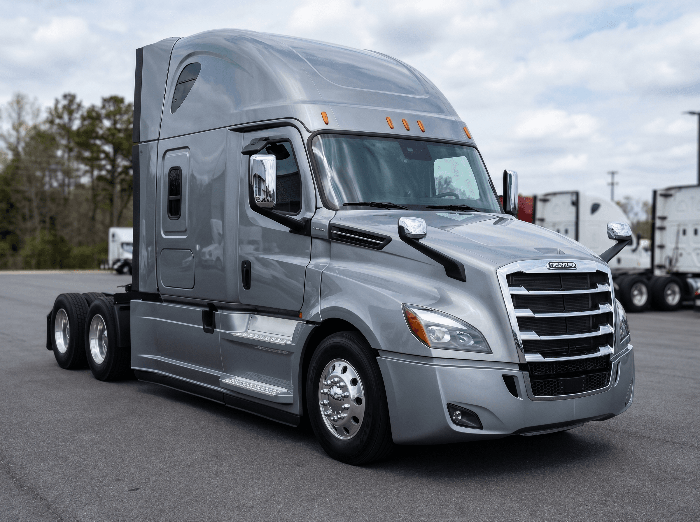 2020 Freightliner Cascadia 126 sleeper in steel grey metallic on a dealership lot